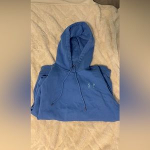 Size small Under Armor Sweatshirt